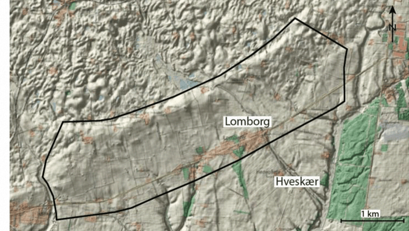 Figure 2-1: Location of the Lomborg area. The digital elevation model on the right clearly shows the terminal moraine of the Main Stationary Line (MSL) as the low ridge running through the area.